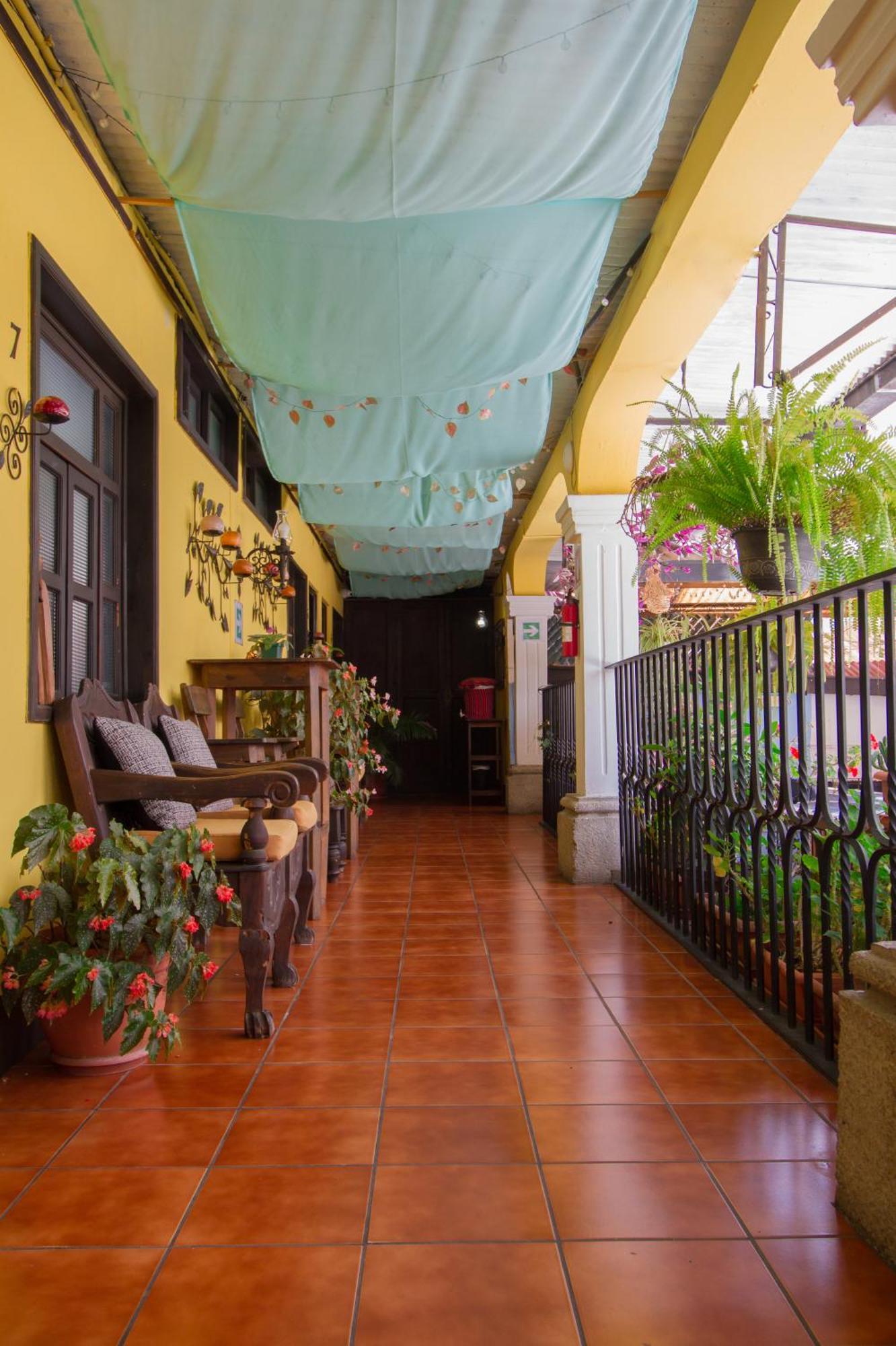 Posada Dona Luisa Antigua Bagian luar foto