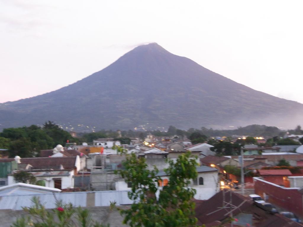 Posada Dona Luisa Antigua Bagian luar foto
