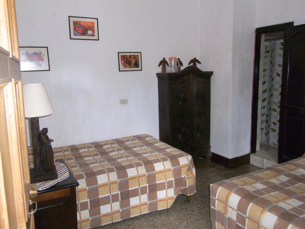 Posada Dona Luisa Antigua Bagian luar foto