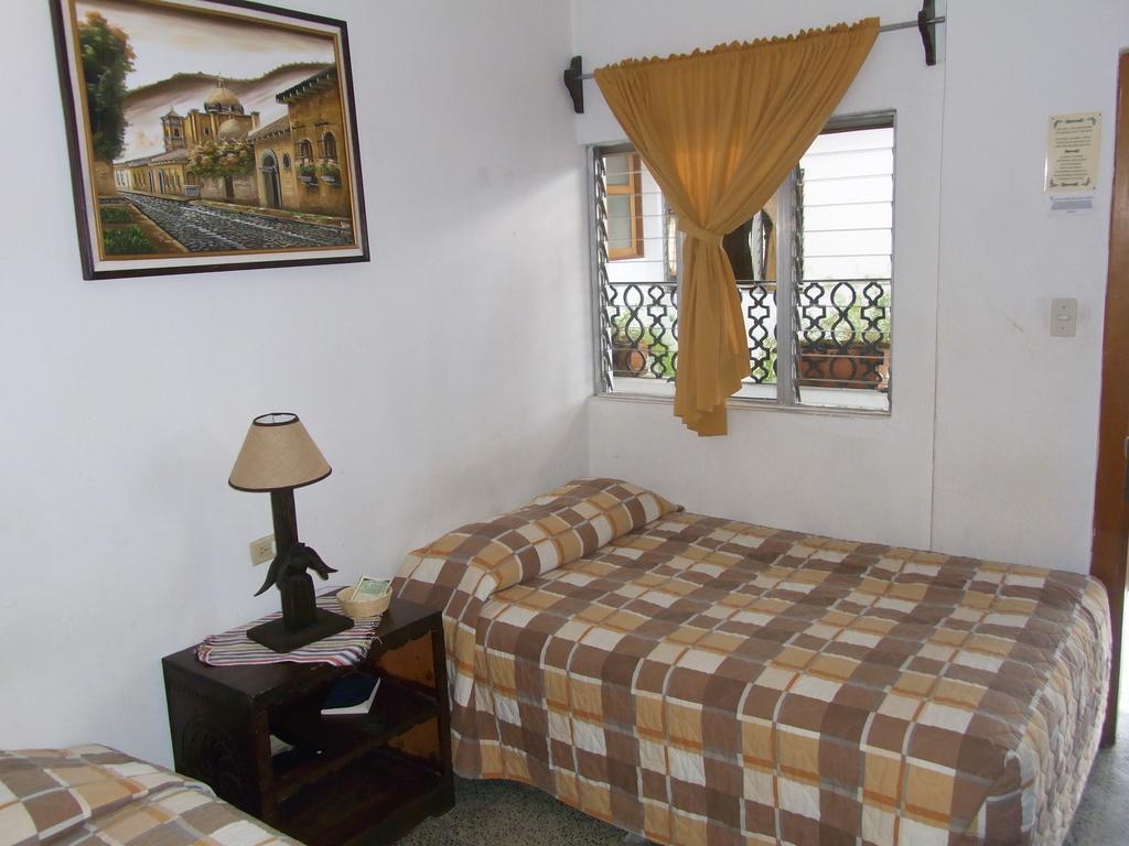 Posada Dona Luisa Antigua Bagian luar foto