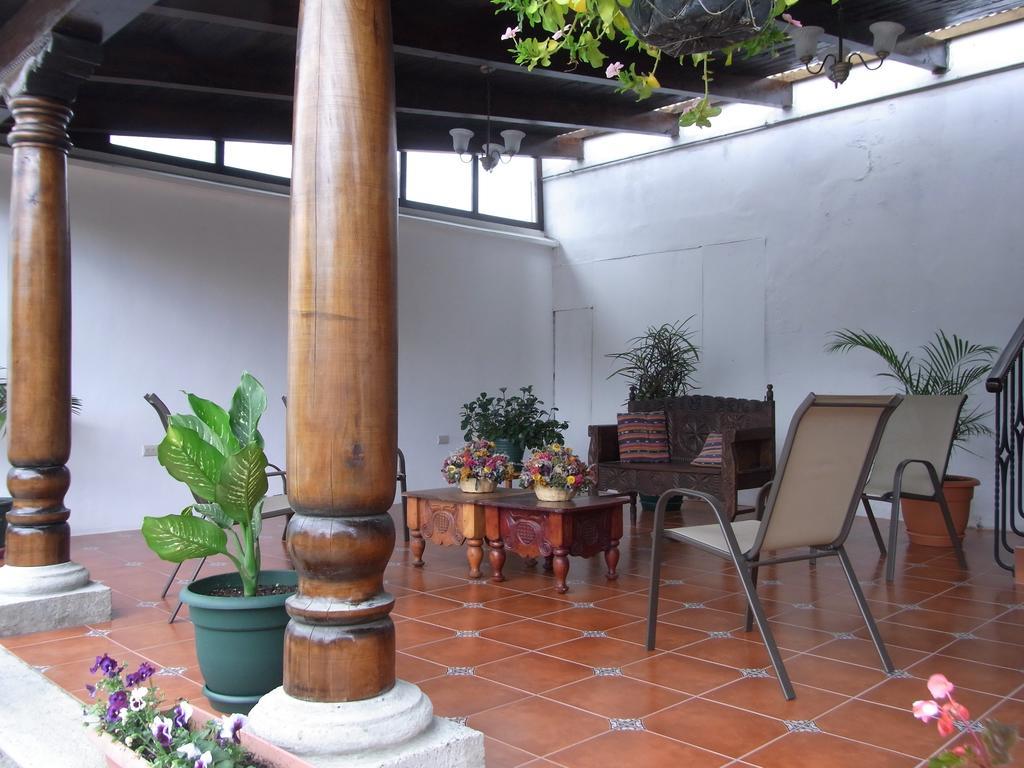Posada Dona Luisa Antigua Bagian luar foto