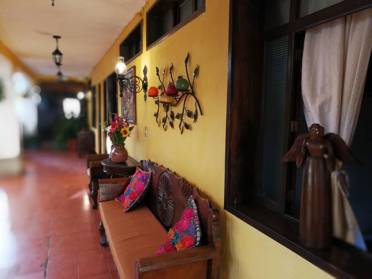 Posada Dona Luisa Antigua Bagian luar foto