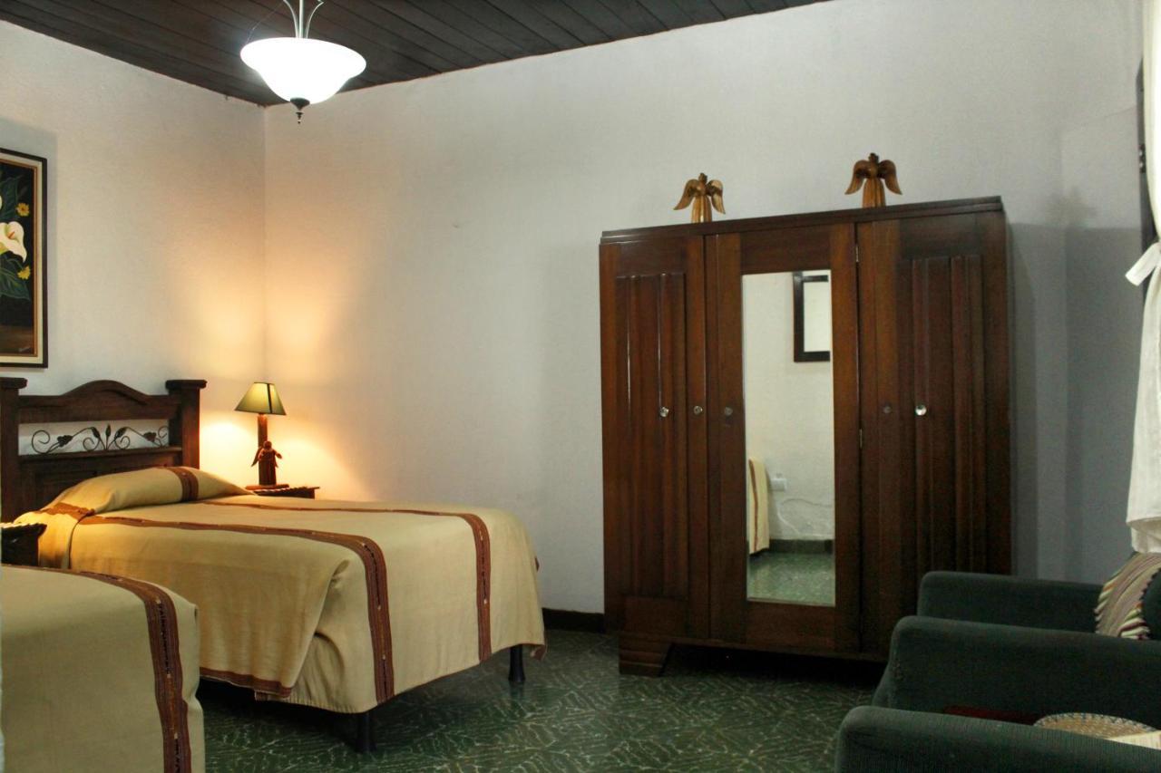 Posada Dona Luisa Antigua Bagian luar foto